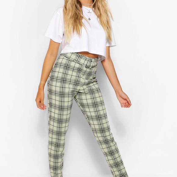 Boohoo Green Checked Belted Pants - Picture 3 of 4